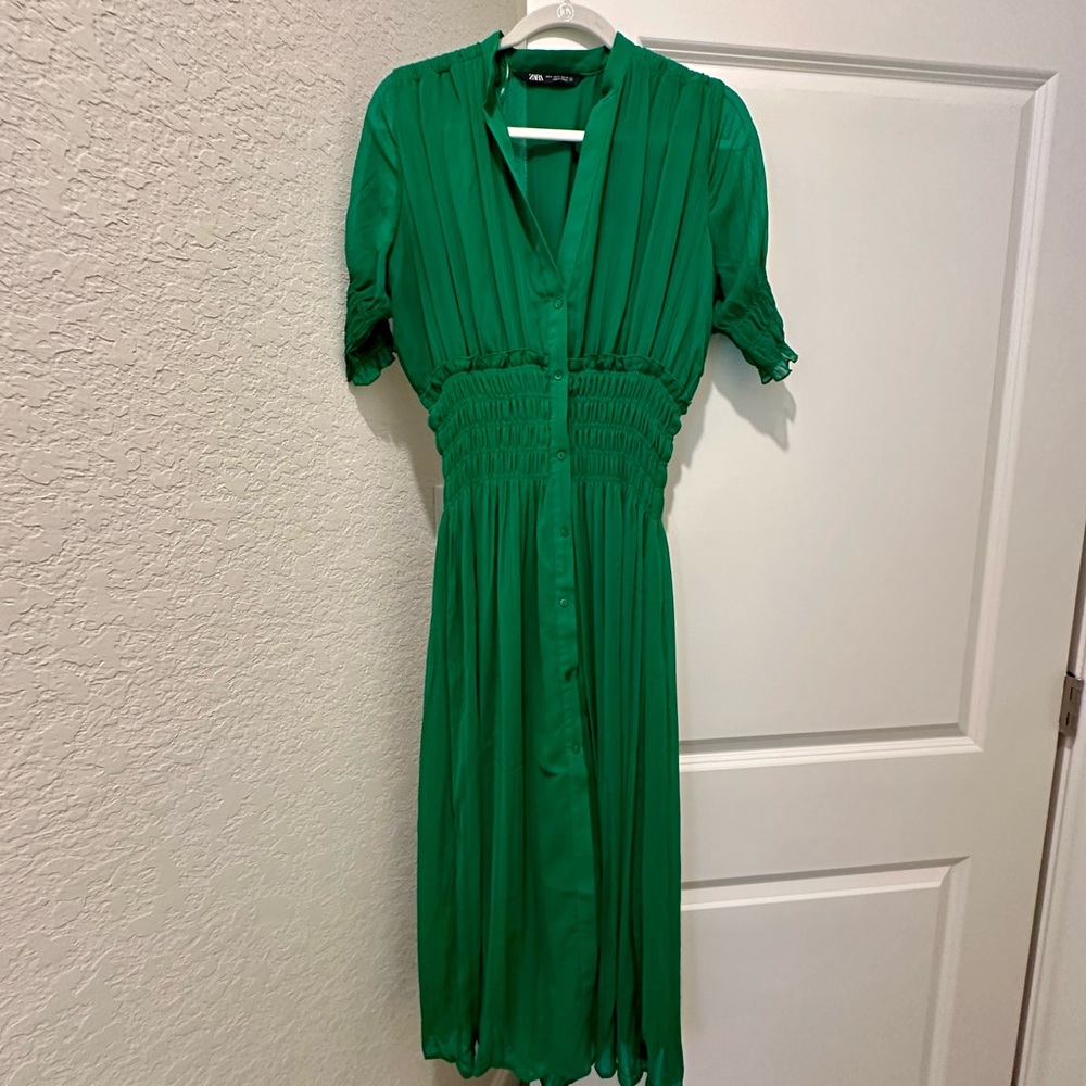 Zara green midi dress